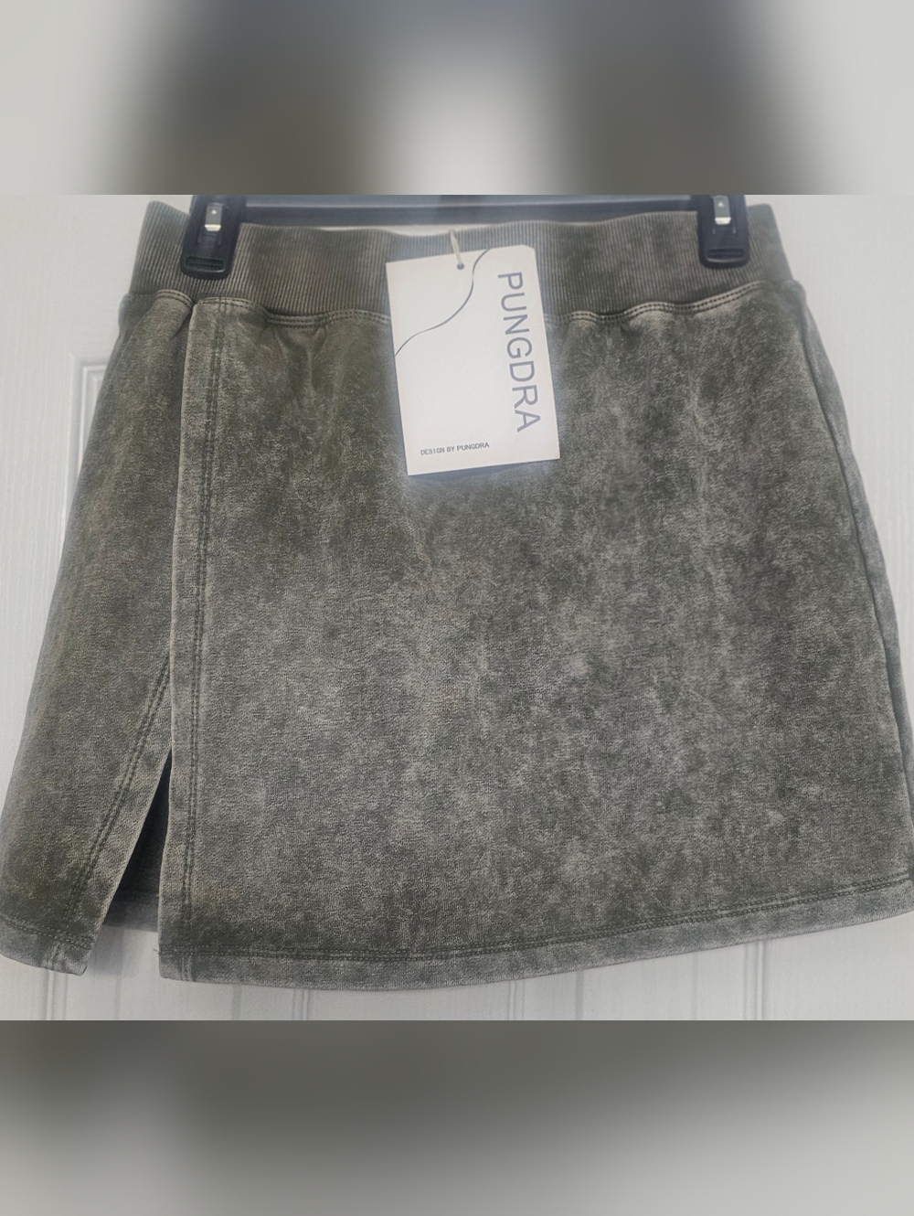 NWT..Pungdra branded gray/olive washed skort features a high-waisted design Med - Picture 9 of 10